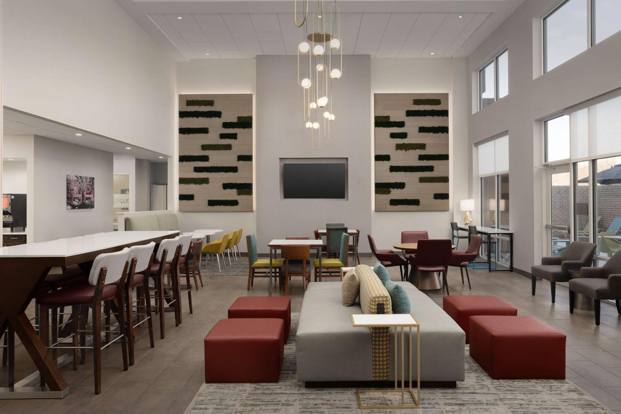 Hampton Inn & Suites Durham University Medical Center Extérieur photo
