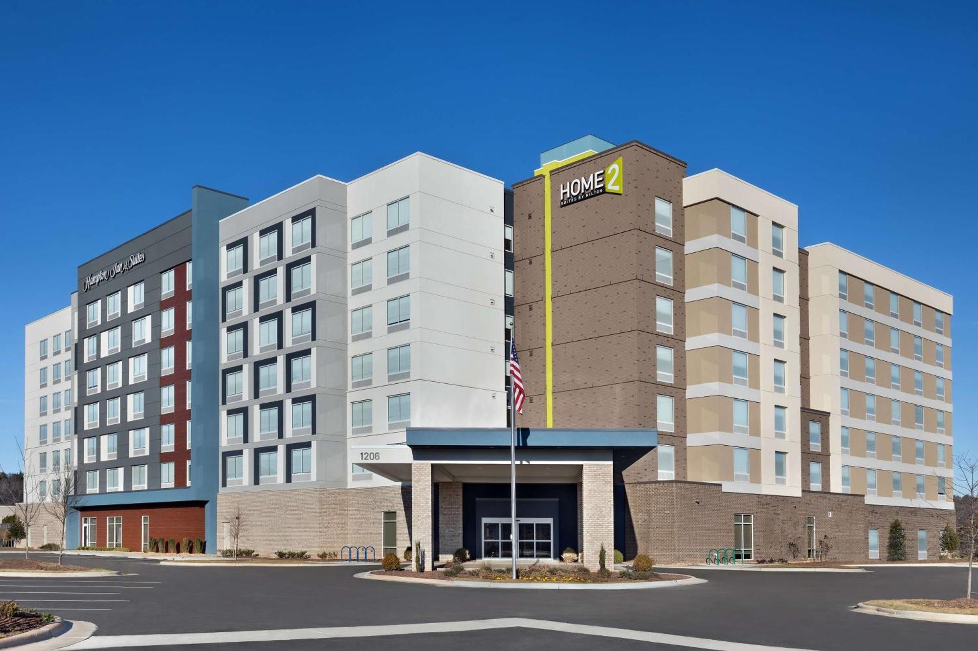 Hampton Inn & Suites Durham University Medical Center Extérieur photo