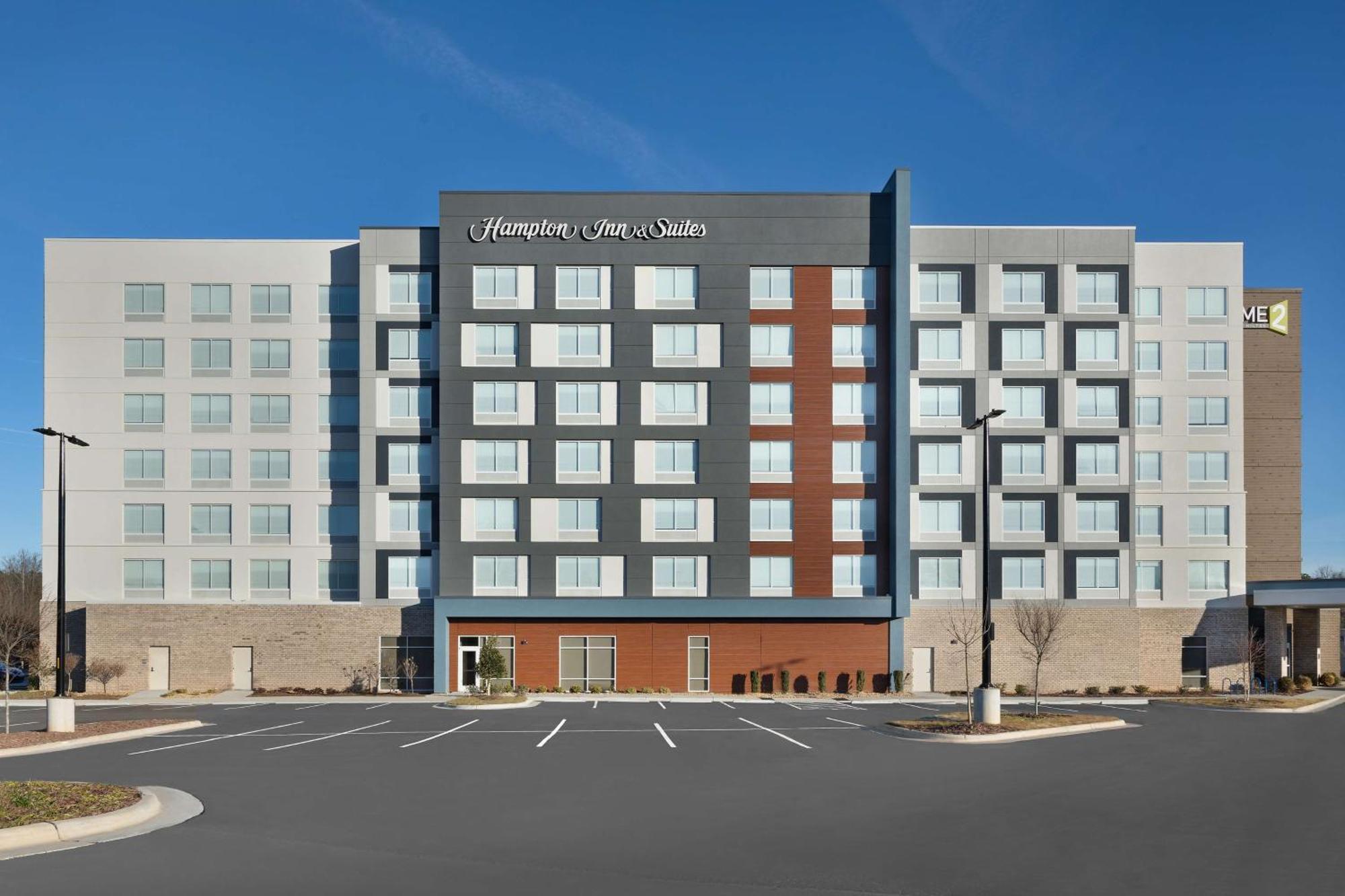 Hampton Inn & Suites Durham University Medical Center Extérieur photo